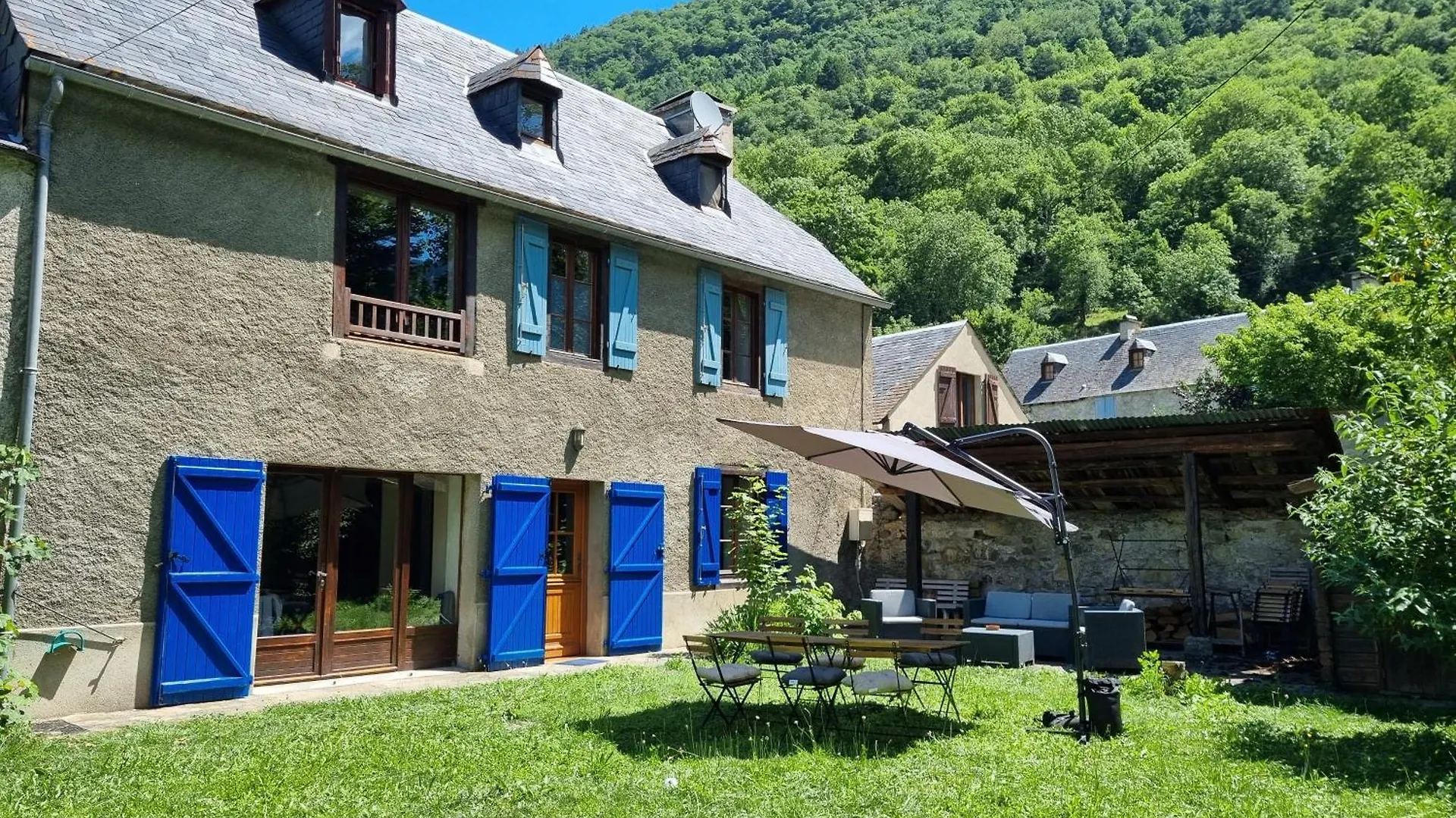 Grande Maison Chaleureuse Bazus-Aure